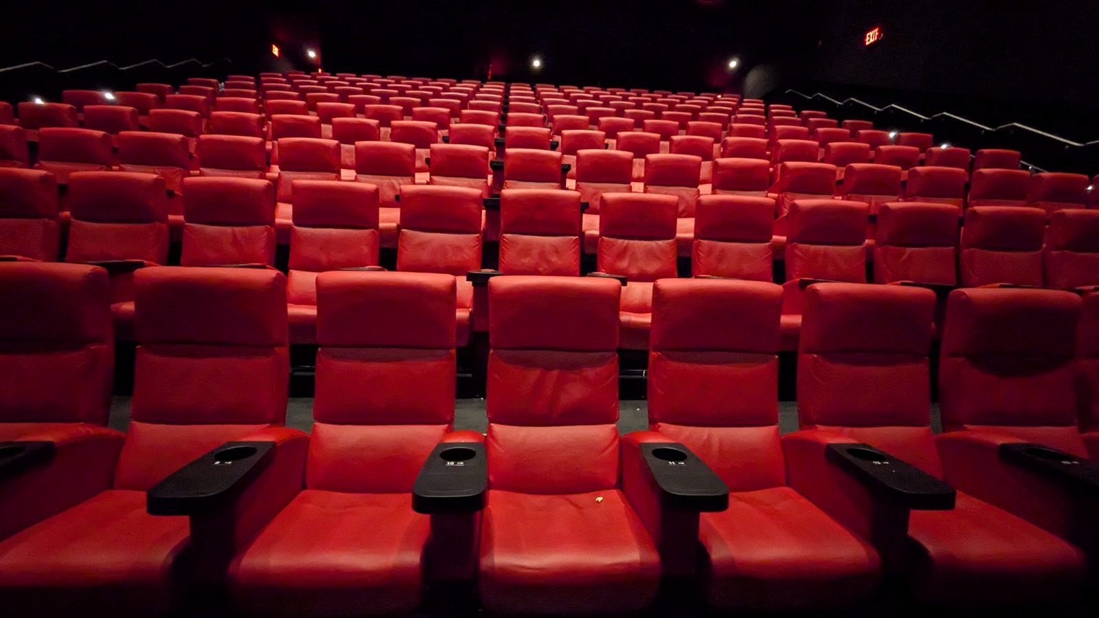 The Ultimate Beginner's Guide to Choosing the Perfect Cinema Seat